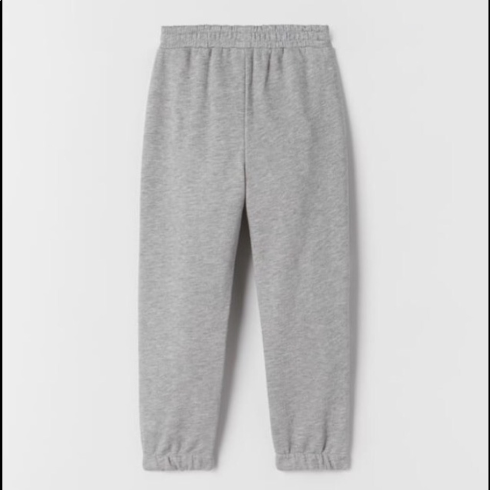 Small Zara Gray Joggers 👟👟💓